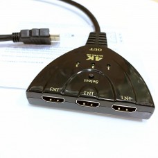 Адаптер 3xHDMI(F) - HDMI(M) NoName A509BK